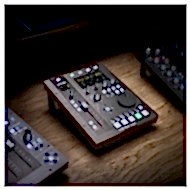 SSL UF1 Single-Fader Gelişmiş DAW Controller