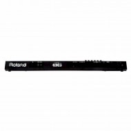 Roland FA-06 Workstation Performans Klavyesi