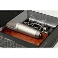 Neumann U87 Aİ Studio Set Geniş diyafram kapasitif mikrofon omni/kardioid/figür-8 (EA 87 Shockmount ile beraber)